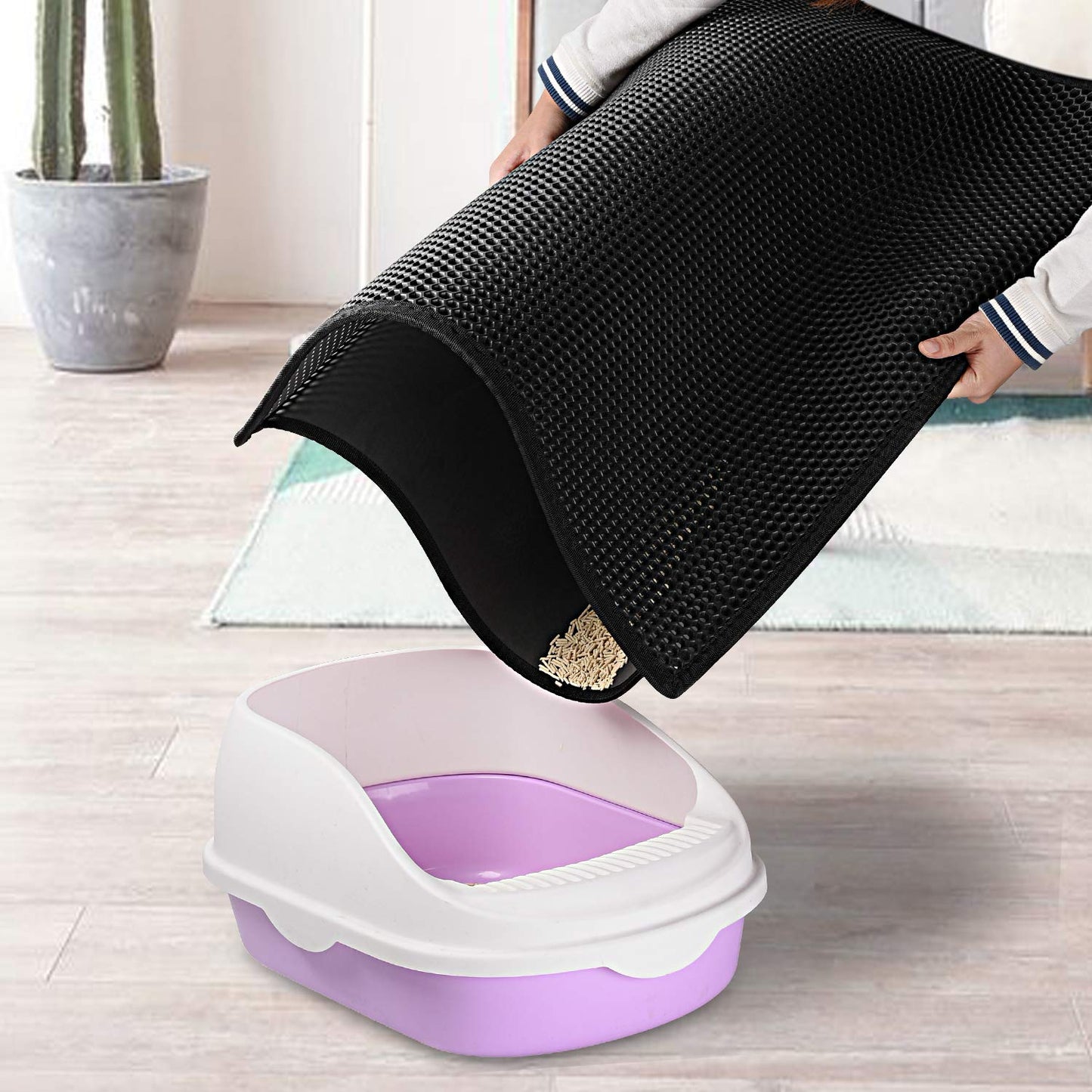 Pieviev Tapis Litière Chat, 61x38cm Tapis Sortie Bac Litiere Chat | Double Couche Alvéolée, Imperméable, Ramasse & Piège le Sable, Cat Litter Mat, Noir